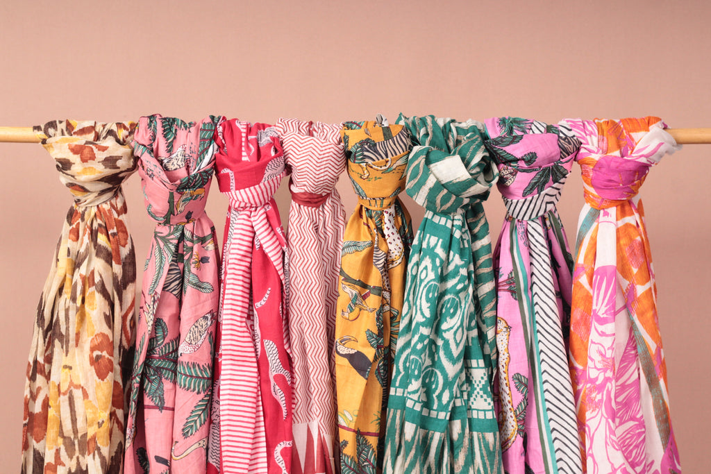 PAREOS Y SHAWLS DE VERANO
